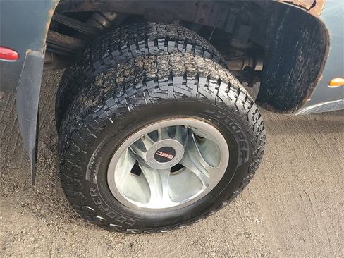 Used 2012 GMC Sierra 3500 Denali w/ Snow Plow Prep Package image 5