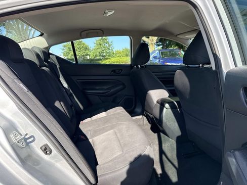 Used 2024 Nissan Altima 2.5 SV FWD image 21