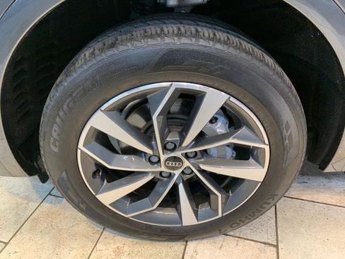 Used 2022 Audi Q5 2.0T Premium image 12