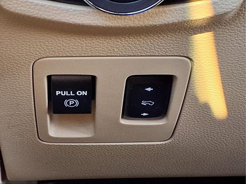 Used 2020 Ford F150 Lariat w/ Equipment Group 502A Luxury image 24