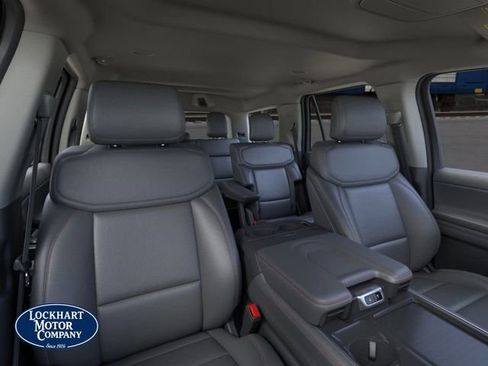 New 2026 Ford Expedition Active image 10