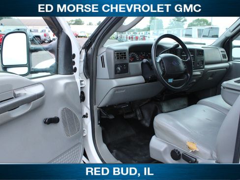 Used 2004 Ford F350 XL RWD image 6