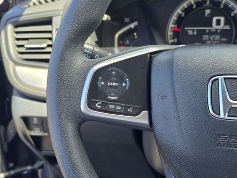 Used 2018 Honda CR-V LX image 20