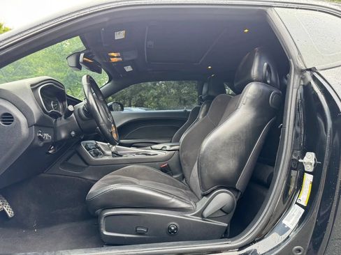 Used 2017 Dodge Challenger GT w/ GT Interior Package AWD/4WD image 19