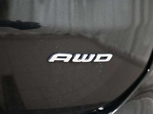 Used 2024 Ford Edge Titanium image 19