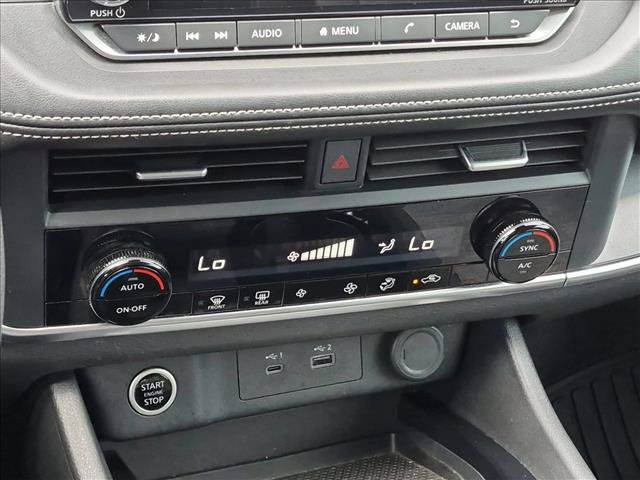 Used 2023 Nissan Rogue SV AWD/4WD image 23