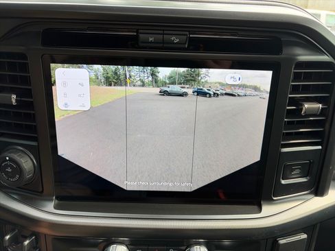 Used 2025 Ford F150 Lariat w/ Equipment Group 502A High AWD/4WD image 29