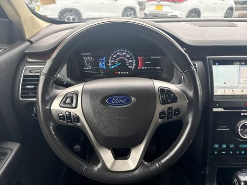 Used 2018 Ford Flex Limited image 21