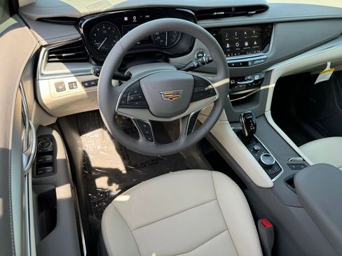 New 2026 Cadillac XT5 Premium Luxury FWD image 25