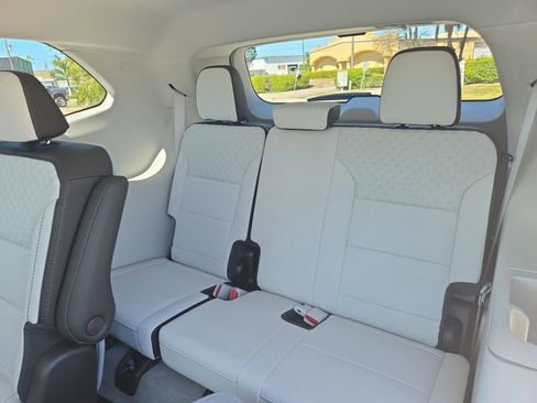 New 2026 GMC Acadia Denali w/ Super Cruise Package FWD image 10