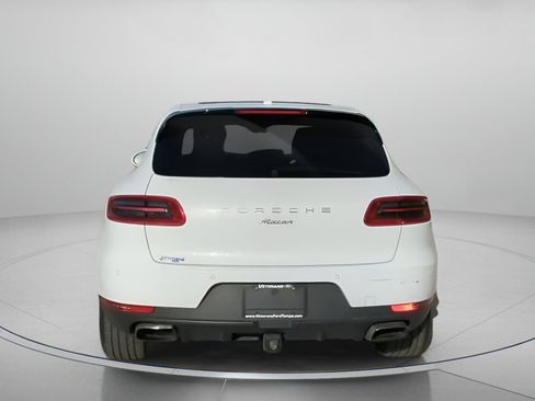 Used 2018 Porsche Macan image 23