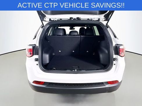 New 2026 Jeep Compass Latitude image 23