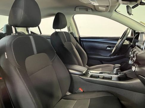 Used 2024 Nissan Sentra SV FWD image 10