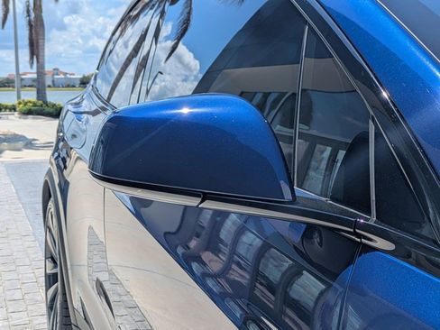 Used 2022 Tesla Model X Plaid AWD/4WD image 14