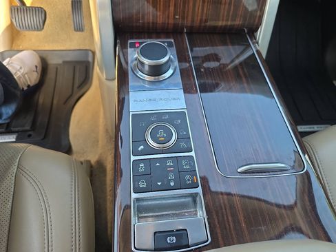 Used 2016 Land Rover Range Rover HSE AWD/4WD image 36
