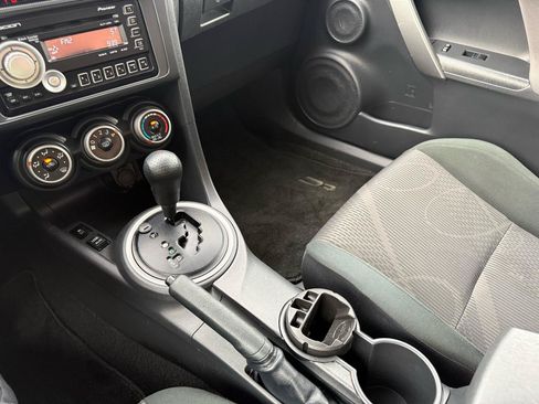 Used 2011 Scion tC FWD image 11