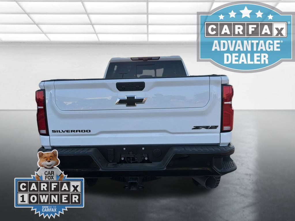 Used 2026 Chevrolet Silverado 2500 ZR2 w/ LPO, Dark Essentials Package AWD/4WD image 4