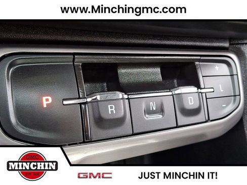 Used 2023 GMC Acadia AT4 w/ Technology Package AWD/4WD image 17