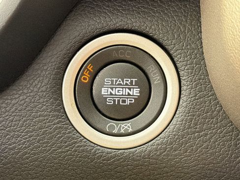 Used 2022 RAM 2500 Laramie image 21