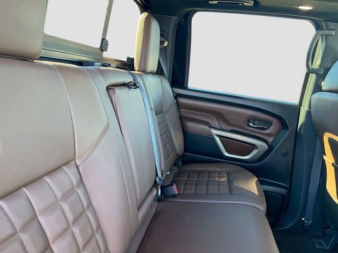 Used 2024 Nissan Titan Platinum Reserve w/ Moonroof Package AWD/4WD image 26