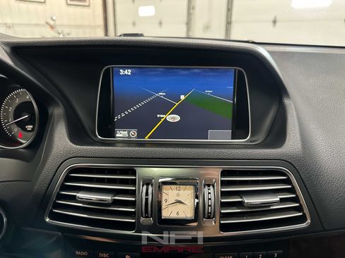Used 2014 Mercedes-Benz E 350 4MATIC Coupe image 28
