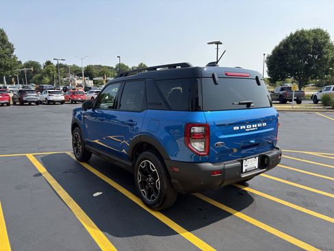 Used 2025 Ford Bronco Sport Outer Banks w/ Outer Banks Tech Package+ AWD/4WD image 4