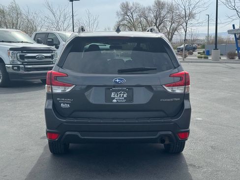 Used 2022 Subaru Forester Premium AWD/4WD image 7