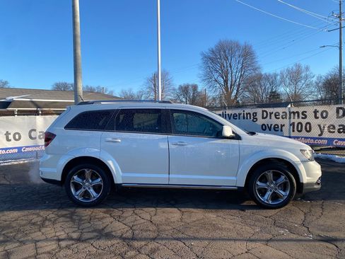 Used 2016 Dodge Journey Crossroad w/ Popular Equipment Group image 2