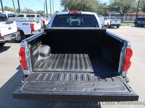 Used 2018 Toyota Tundra SR5 w/ SR5 Upgrade Package image 18