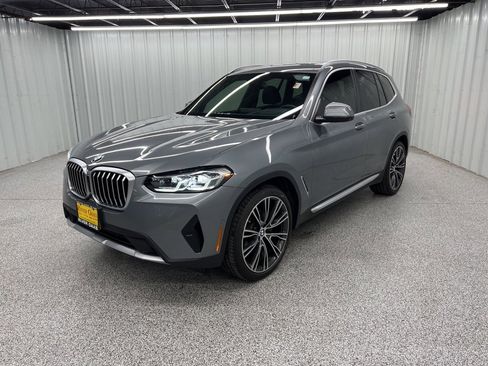 Used 2023 BMW X3 sDrive30i w/ Premium Package image 3