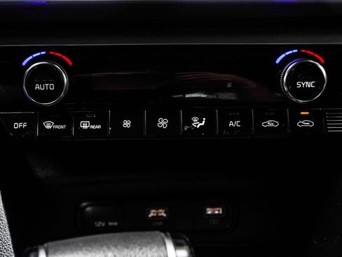 Used 2021 Kia K5 GT-Line w/ GT-Line FWD Premium Package image 19