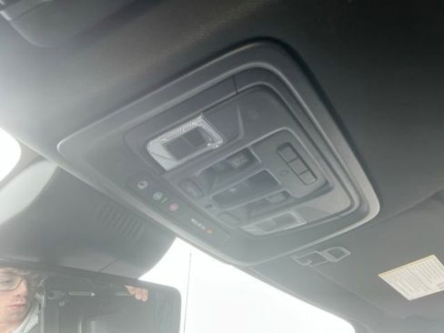 Used 2024 Chevrolet Silverado 1500 High Country w/ High Country Premium Package image 31