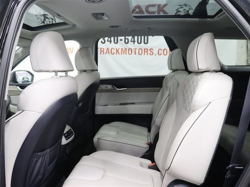 Used 2022 Hyundai Palisade Limited w/ Cargo Package AWD/4WD image 18