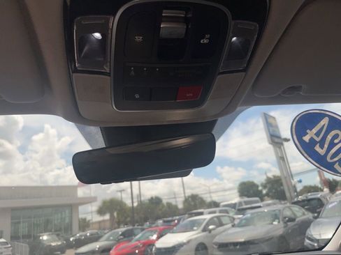 Used 2024 Hyundai Tucson Limited AWD/4WD image 17