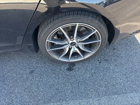 Used 2024 Genesis G70 2.5T image 11