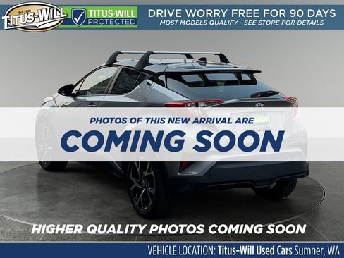 Used 2019 Toyota C-HR XLE FWD image 3
