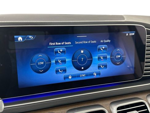 New 2026 Mercedes-Benz GLS 450 4MATIC image 16