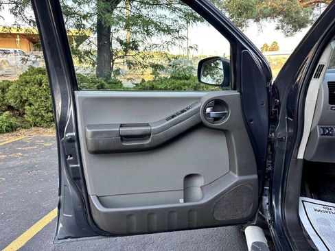 Used 2013 Nissan Xterra S image 14