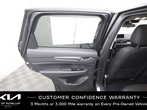 Used 2019 MAZDA CX-5 Touring image 11