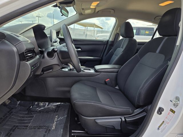 Used 2024 Nissan Sentra SV FWD image 13