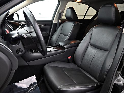 Used 2016 INFINITI Q50 3.0t Premium image 5