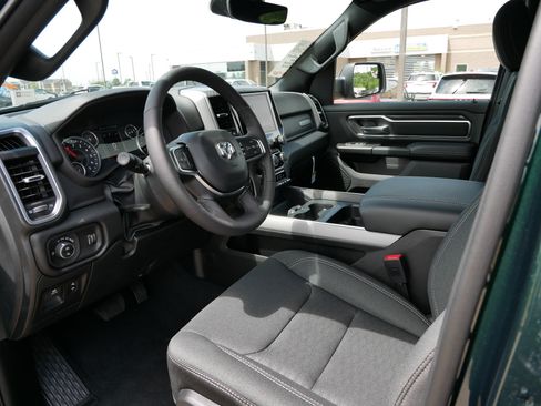 New 2026 RAM 1500 Big Horn AWD/4WD image 7