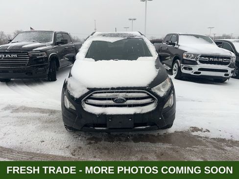 Used 2020 Ford EcoSport SE w/ SE Convenience Package image 2