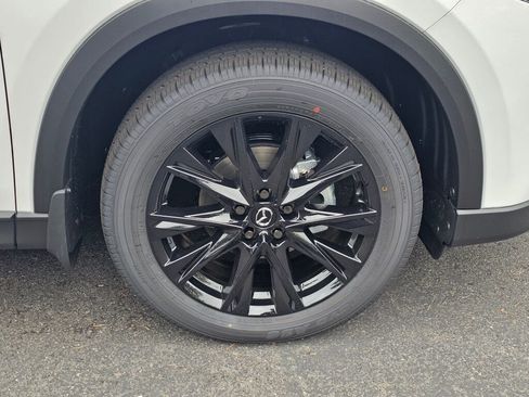 New 2025 MAZDA CX-5 Carbon Edition image 32