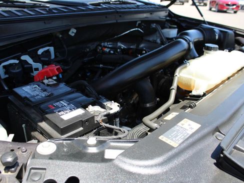 Used 2024 Ford Expedition Max XLT RWD image 45