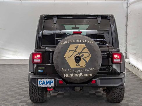 Used 2023 Jeep Wrangler Unlimited Rubicon w/ Cold Weather Group image 5