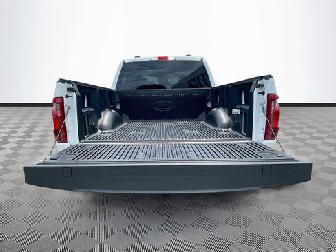 Used 2024 Ford F150 XLT w/ XLT Black Appearance Package RWD image 26