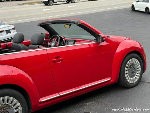 Used 2014 Volkswagen Beetle 1.8T FWD image 42