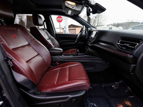 Used 2025 Dodge Durango GT image 28