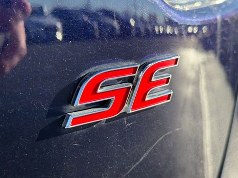 Used 2024 Toyota Corolla SE image 12